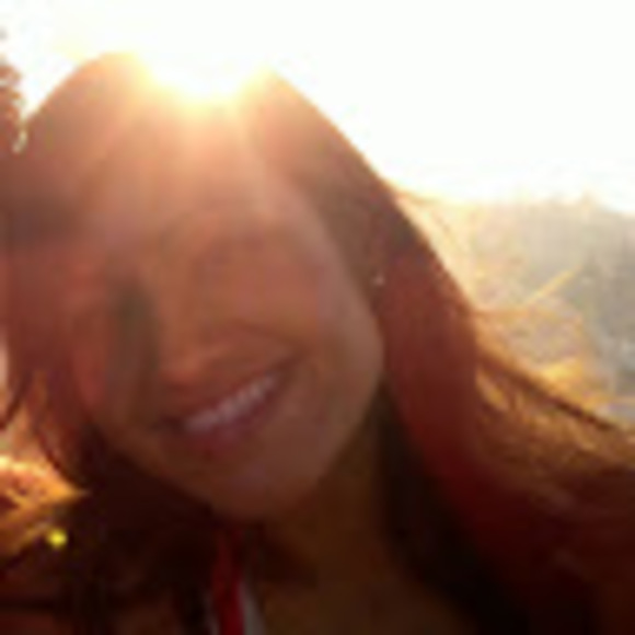 Meet your Posher, Lisa - Picture 1 of 1